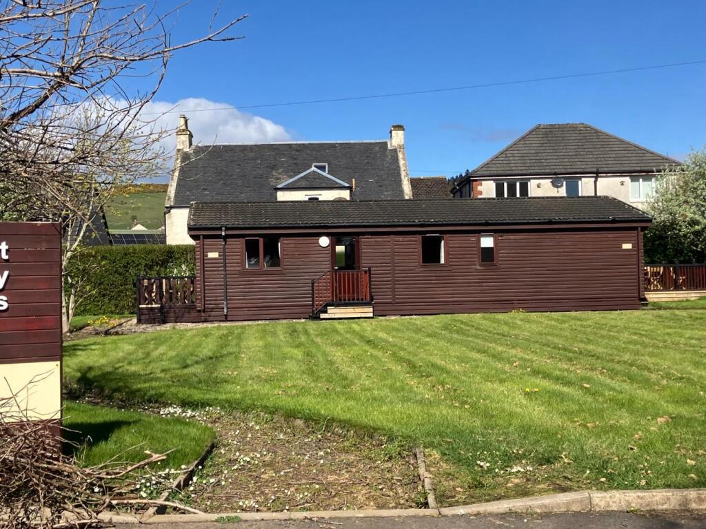 2 Ninian Street, Millport