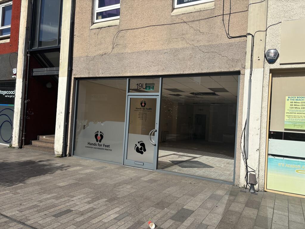 19a 19b And 19l, Bank Street, Irvine