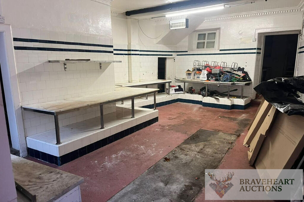 32-34, Main Street, Beith