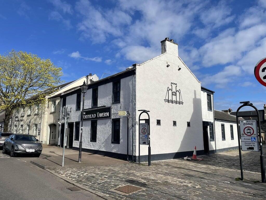 2-4, High Street, Irvine